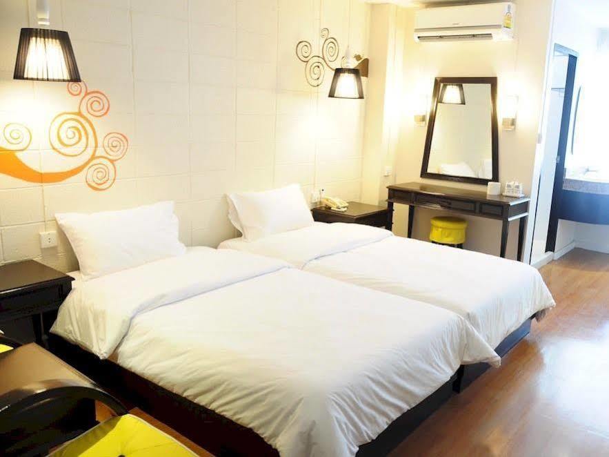 Roma Hotel Khon Kaen Exterior foto